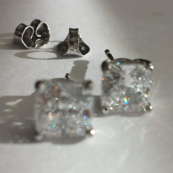 14k White Gold Stud Earrings Solid Gold 14k - Picture 4 of 15